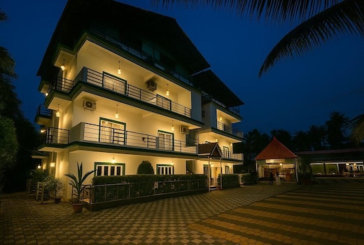 Golden Rice Resort Serenity Cottages