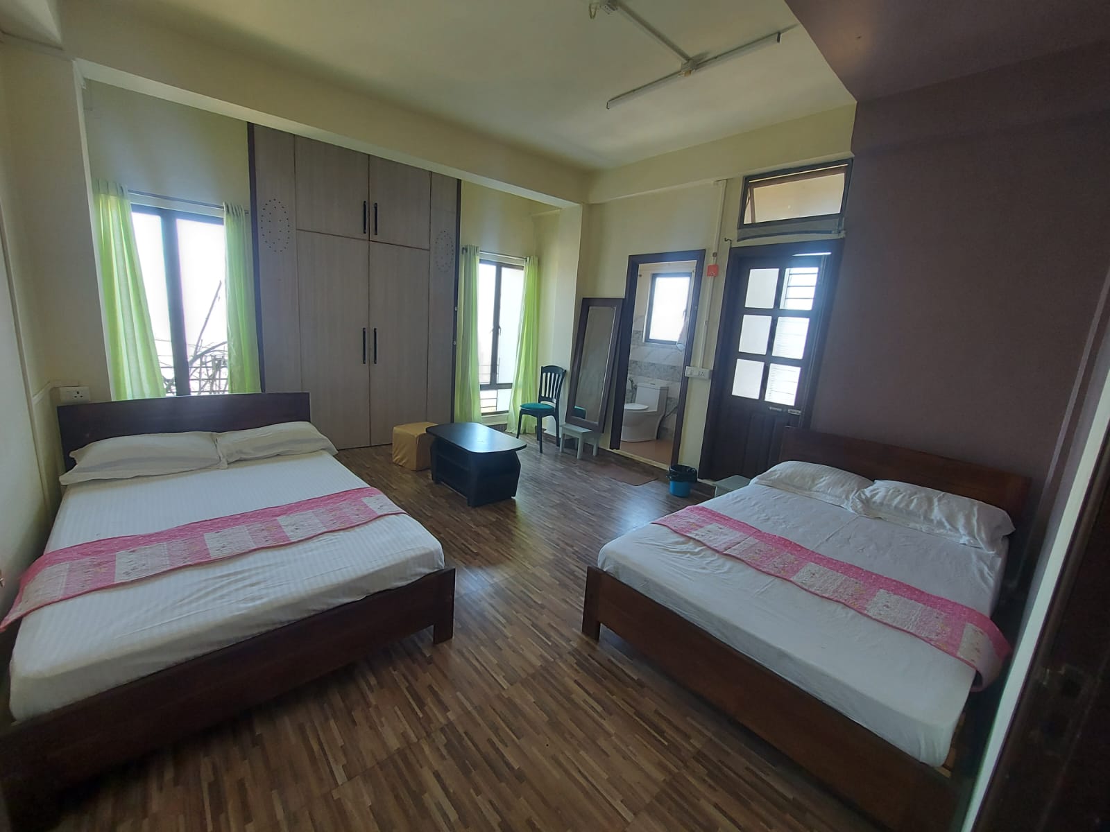 GIFTLAND HOMESTAY - Tap to explore photos
