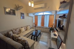 AshKrish Stays - Cozy Premium Room in an Apartment, Kolkata