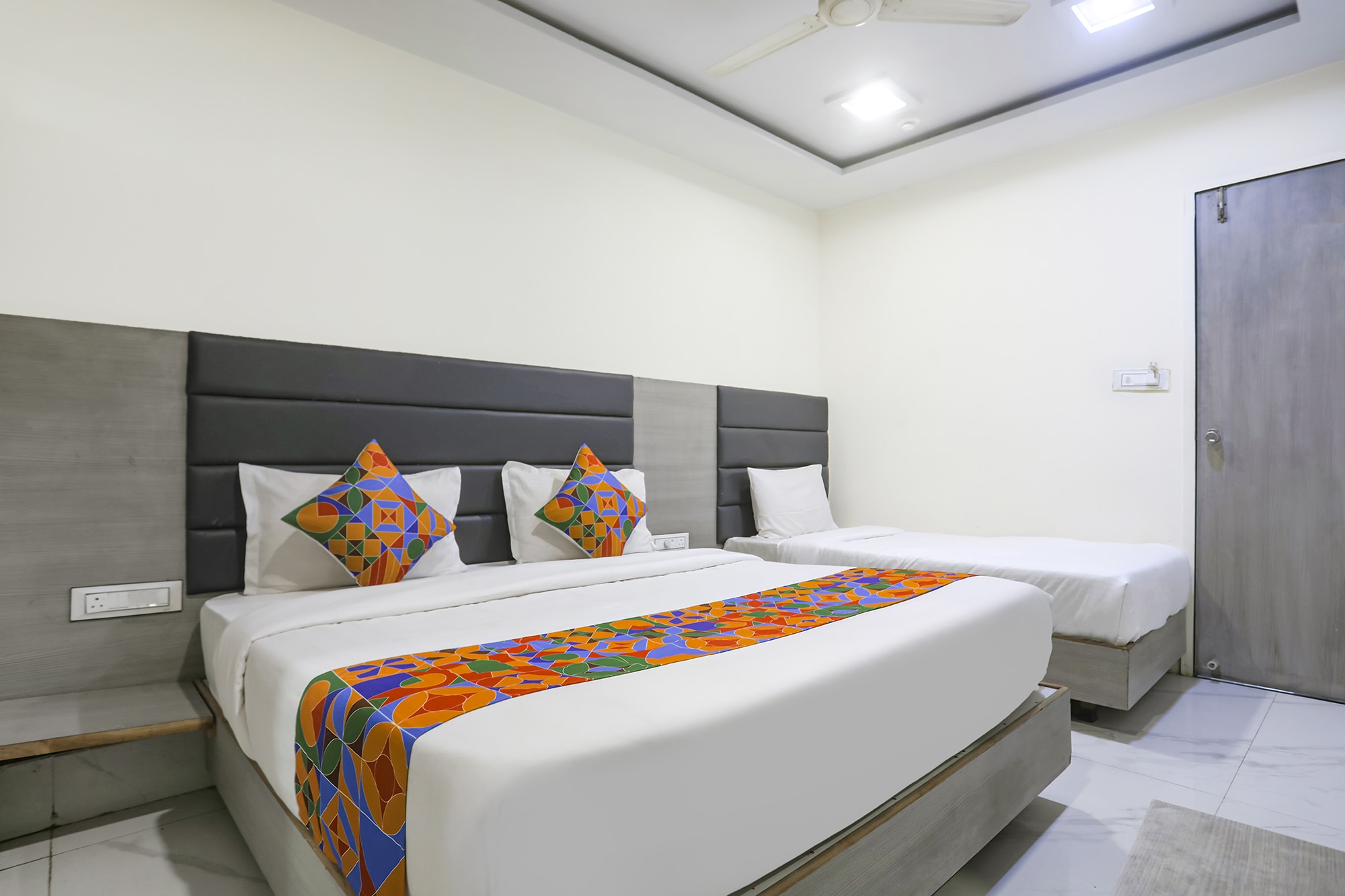 FabHotel S.S- Opp. Vishwakarma Engineering College - Tap to explore photos
