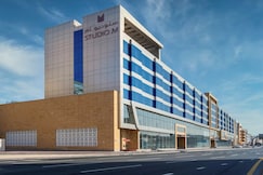 Studio M Arabian Plaza Hotel & Hotel Apartments