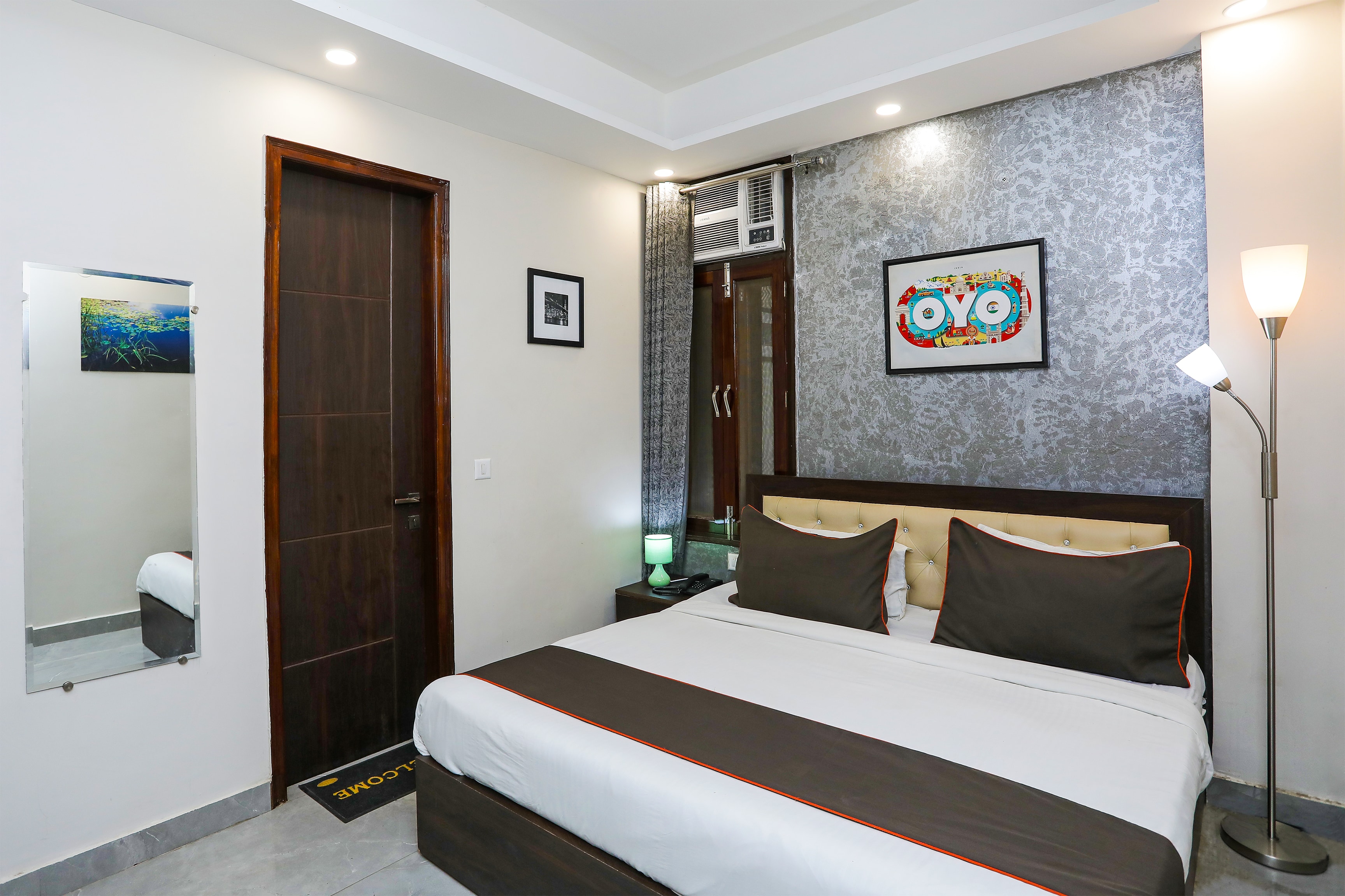 Hotel O The Signature Inn - Tap to explore photos