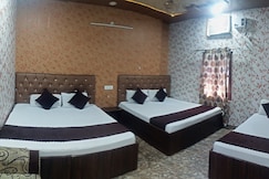 Jindal B&B 2 min walk to Golden Temple, Amritsar