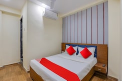 Hotel O Lotus Hotel, Navsari