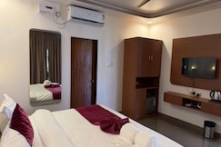 Mezbaan Paradise Resor, Shrivardhan