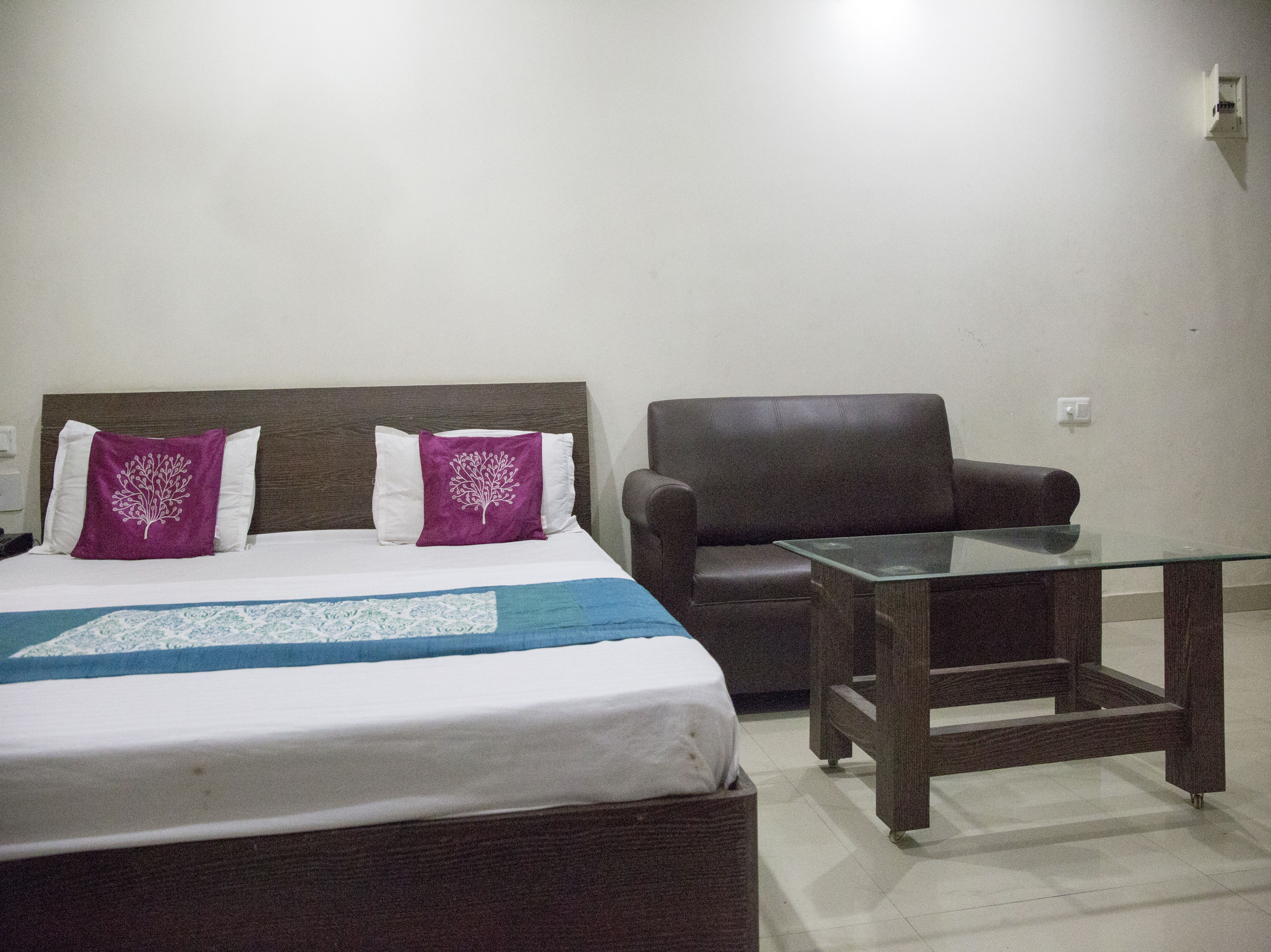 Shree Vishnu Darshan Holiday Home - Tap to explore photos