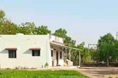 Khajuri farm villa 1BHK, Sanchore