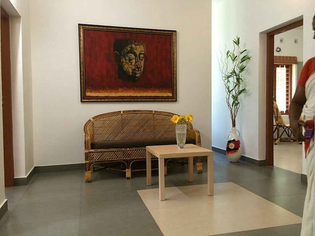ALAMANDA ALLEPPEY BEACH ELEGANT 3 BHK GUEST HOUSE APARTMENT - Tap to explore photos