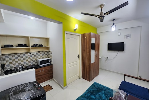 Furnished 1BHK House in Ground Floor