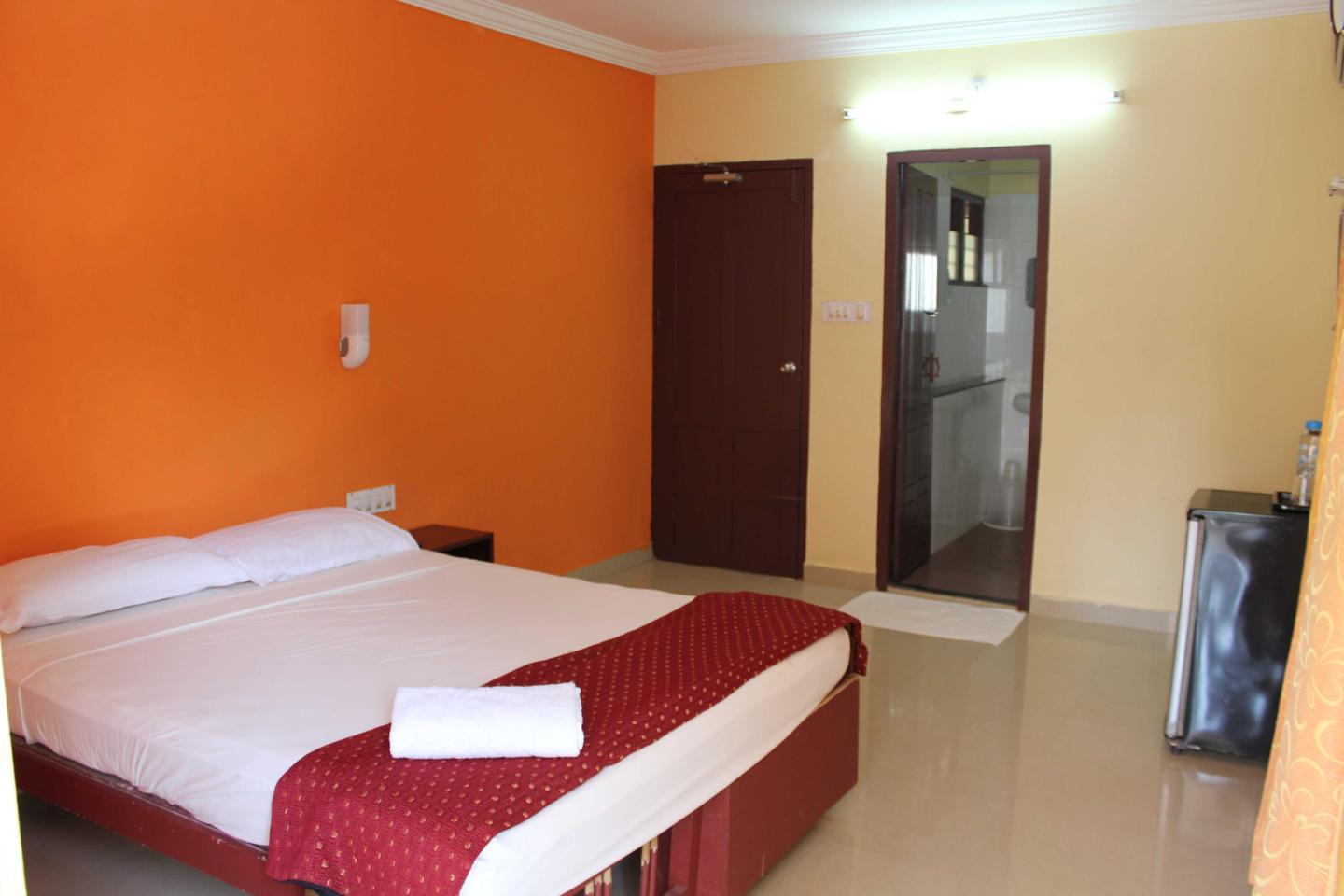 New Kovalam Beach Hotel - Tap to explore photos