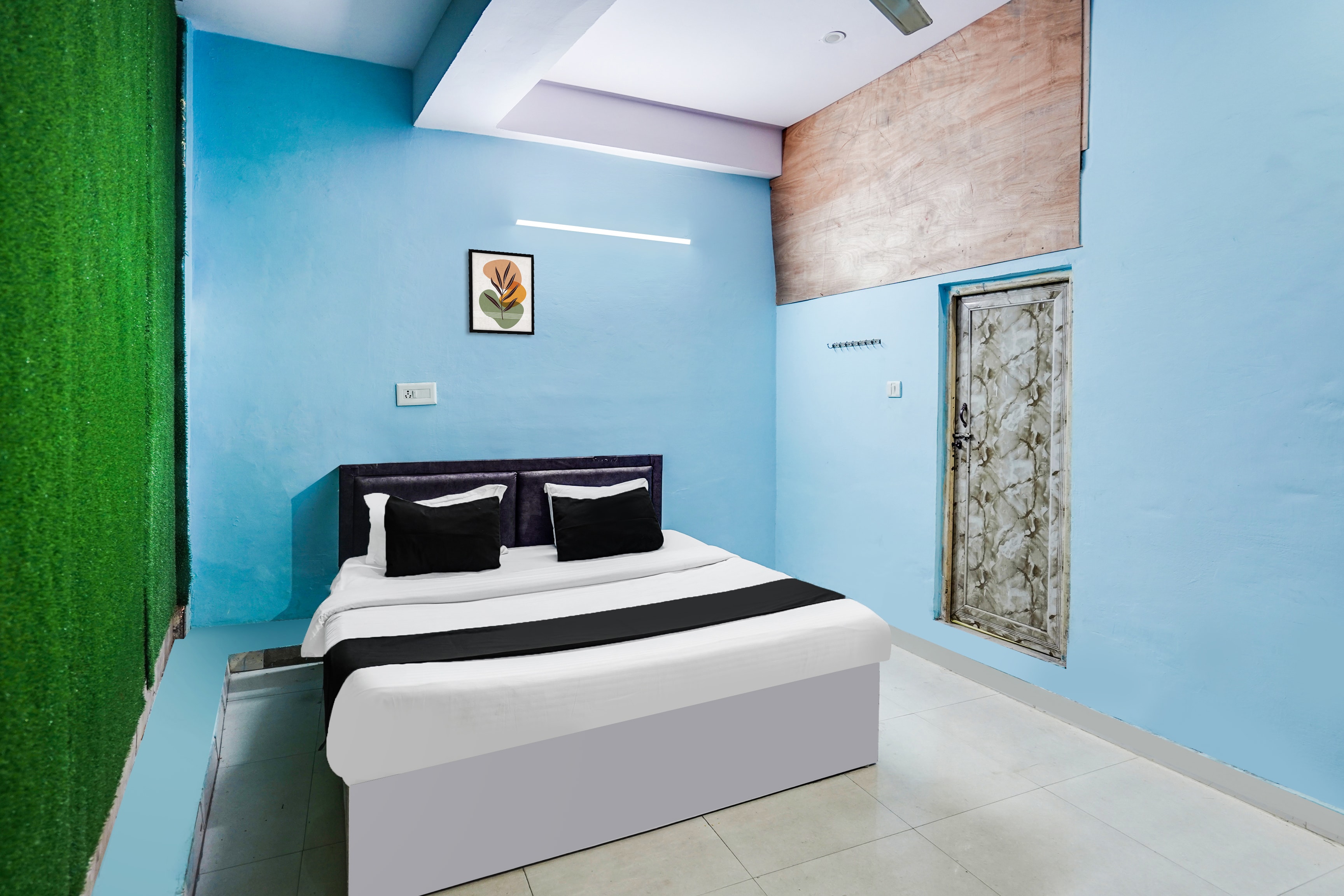 Hotel O Evergreen Hotels - Tap to explore photos