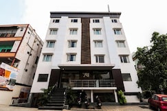 ROHHOTEL, Yellamanchili