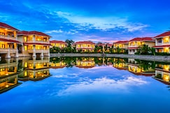 Regency Lagoon Resort, Gondal