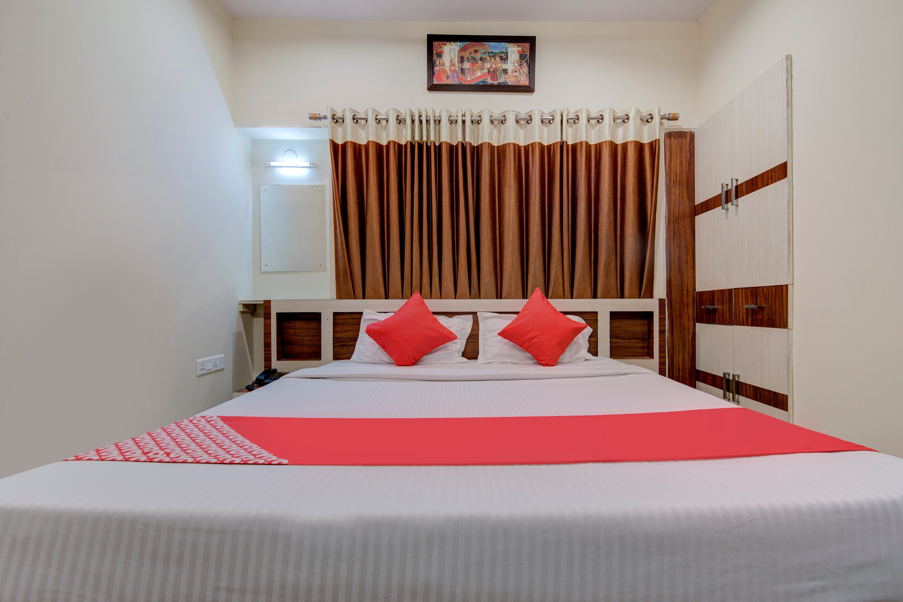 Hotel O Indrapuri Colony formerly Hotel Blue Crystal - Tap to explore photos