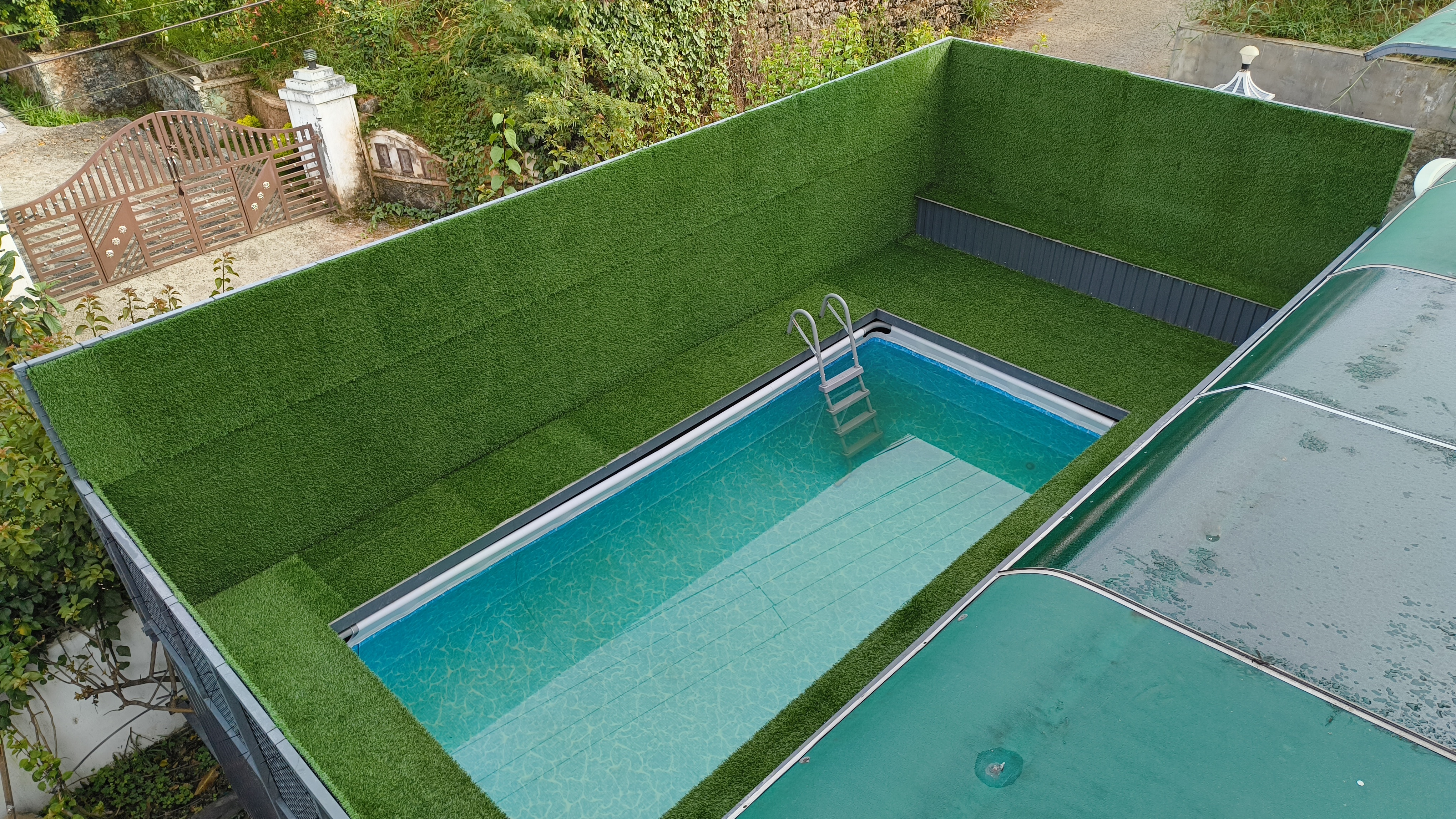 Bougainvillea Homestay 4BHK with Swimming Pool - Tap to explore photos