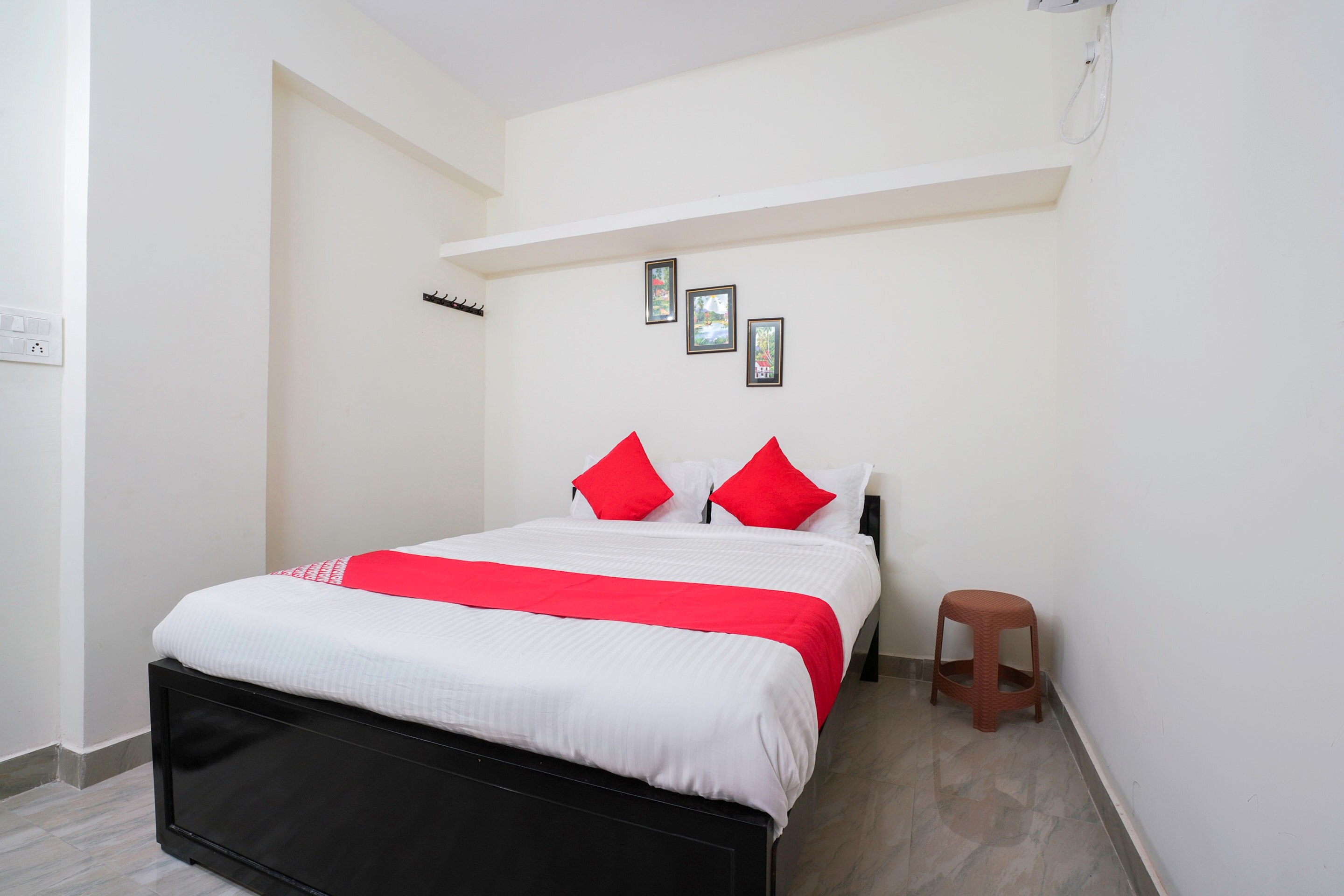 Hotel O Dsr Residency Near Nexus Hyderabad - Tap to explore photos