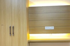 Host Varanasi, Varanasi