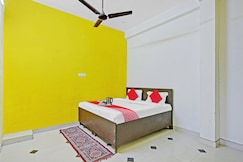 OYO Radhe Hotel, Tapuara