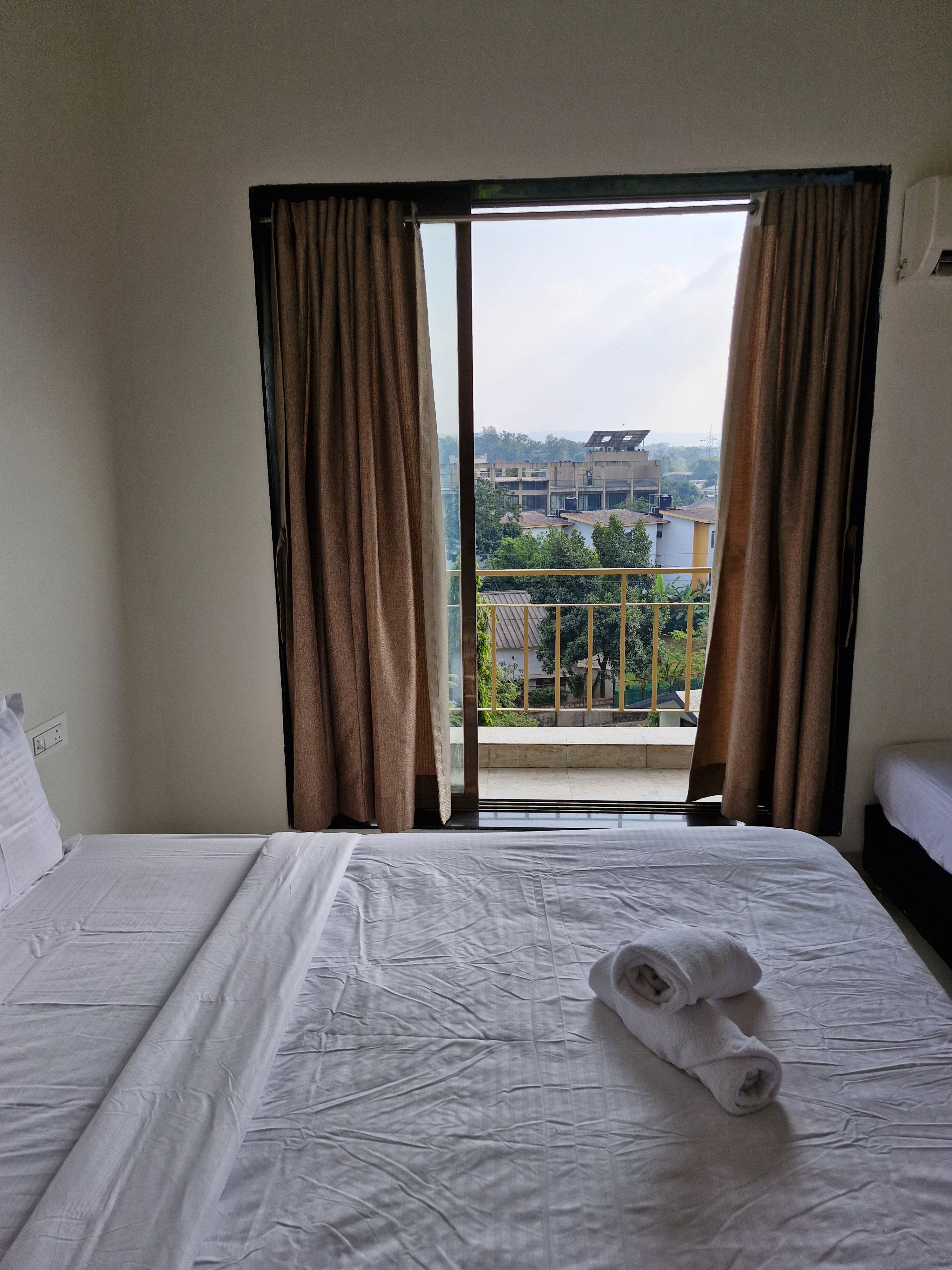ILIF 2801 Dream Holidays, Lonavala 2
