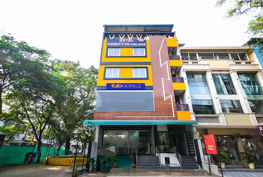 FabHotel Mishti Palace