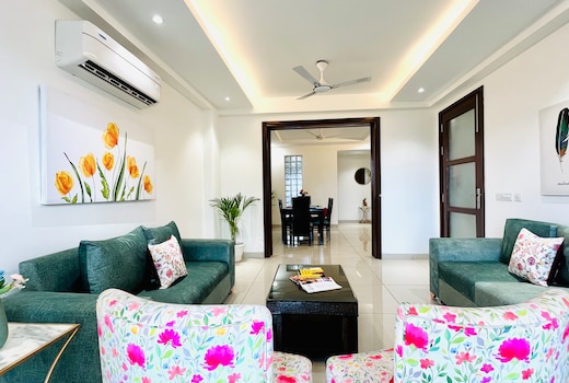 BluO 3 BHK Apartment - Sector 28 DLF Phase1