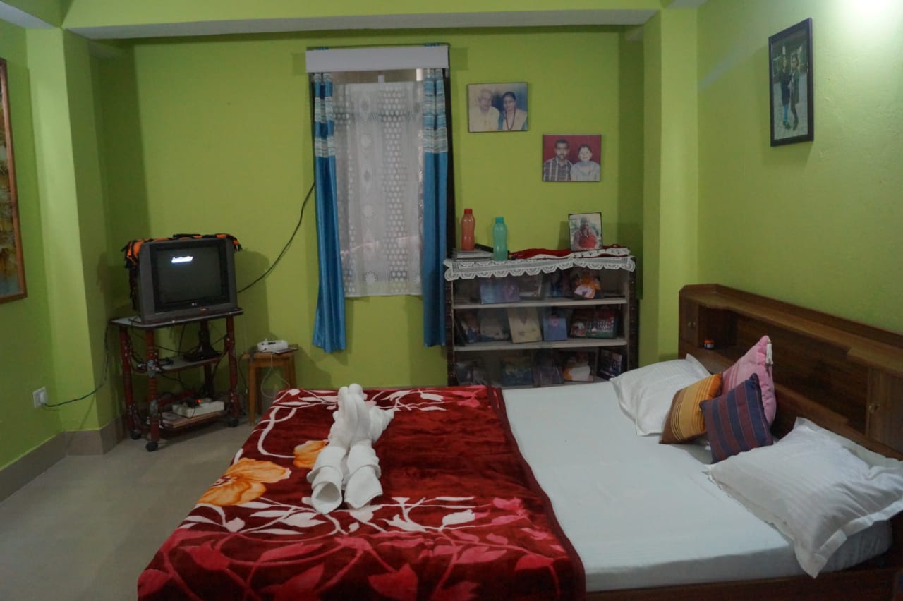 Seema Home Stay - Tap to explore photos