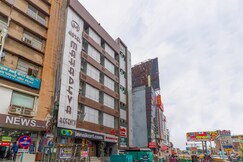 Hotel Mahadeva Regency, Kanpur