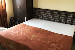 Red Apple Inn, Paonta Sahib