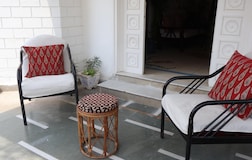 Library lounge, courtyard and dining hall