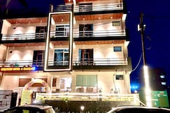 Hotel Stiltstay, Greater Noida