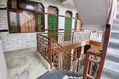Mount view guest house patlikuhal manali, Manali