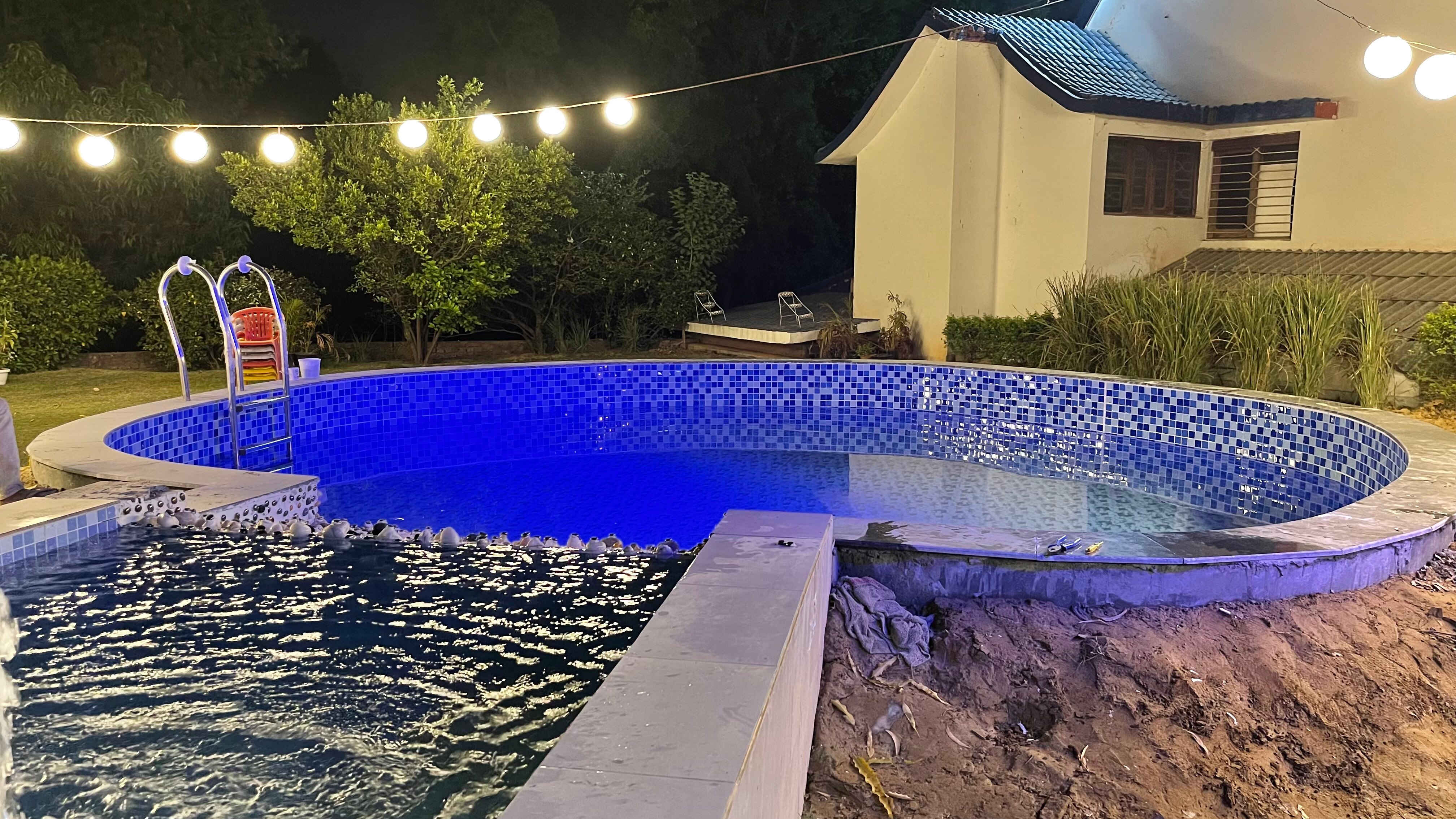 Nagpal Farm | 2 BHK Farmhouse with a Pool - Tap to explore photos