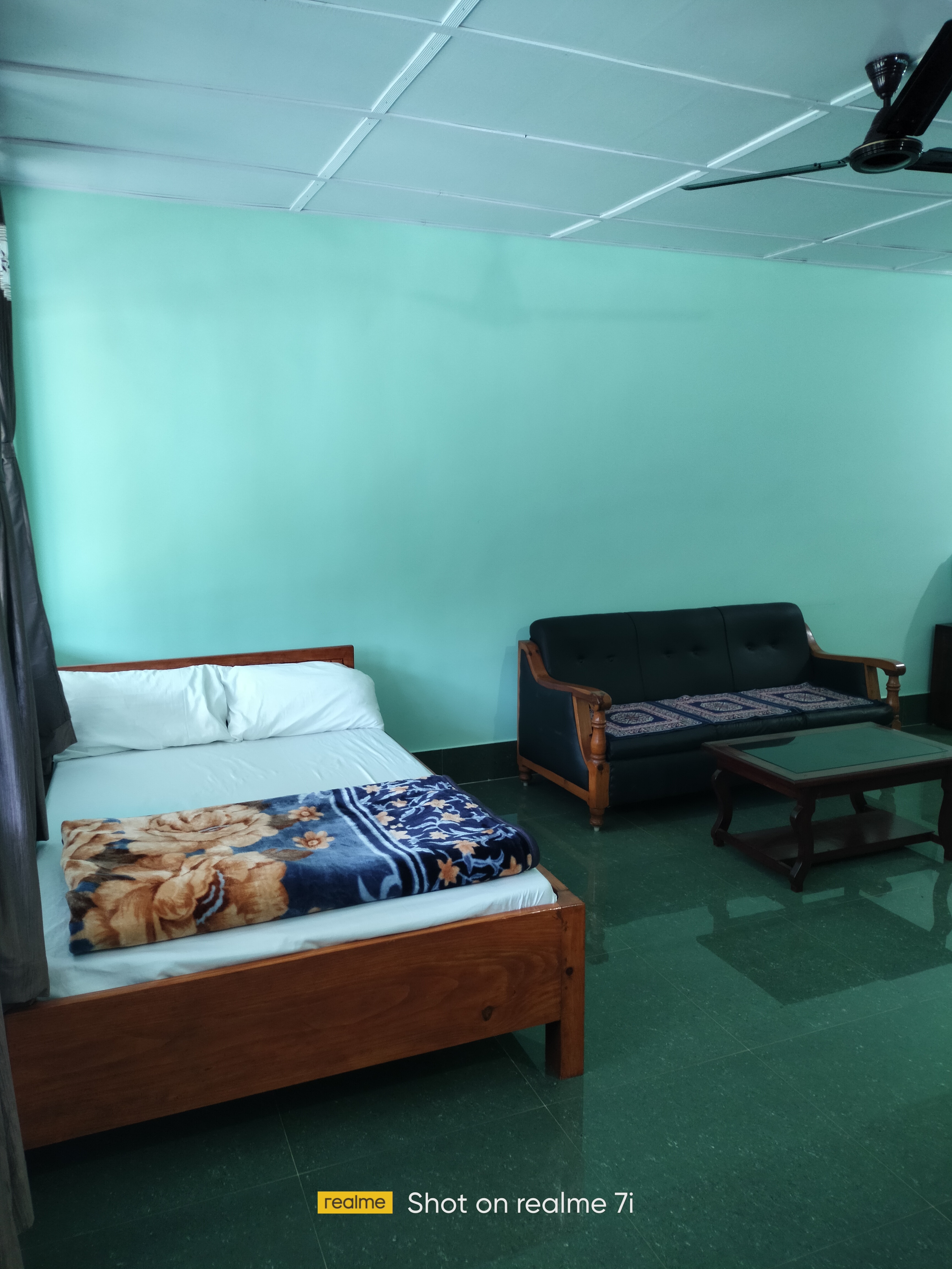 Karmu Homestay - Tap to explore photos