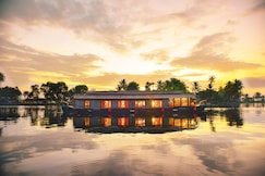 ABAD Cruise on the Lake, Kumarakom