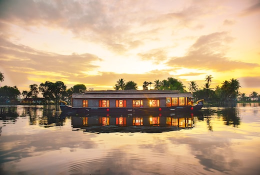 ABAD Cruise on the Lake