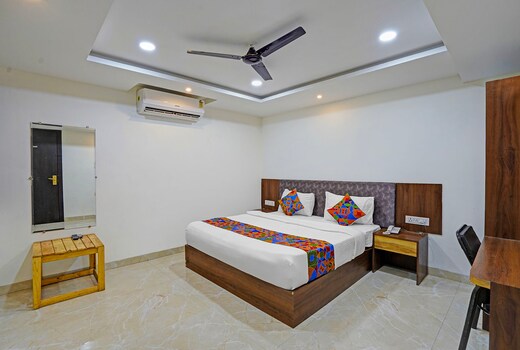 FabHotel Million Star