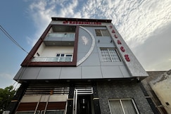 Shree Radha Vallabh Palace, Vrindavan