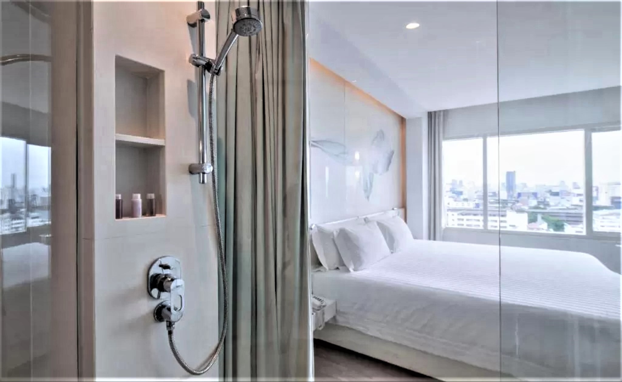Centara Watergate Pavilion Hotel Bangkok - Tap to explore photos