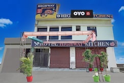 Hotel O Highway Kitchen, Gadarpur