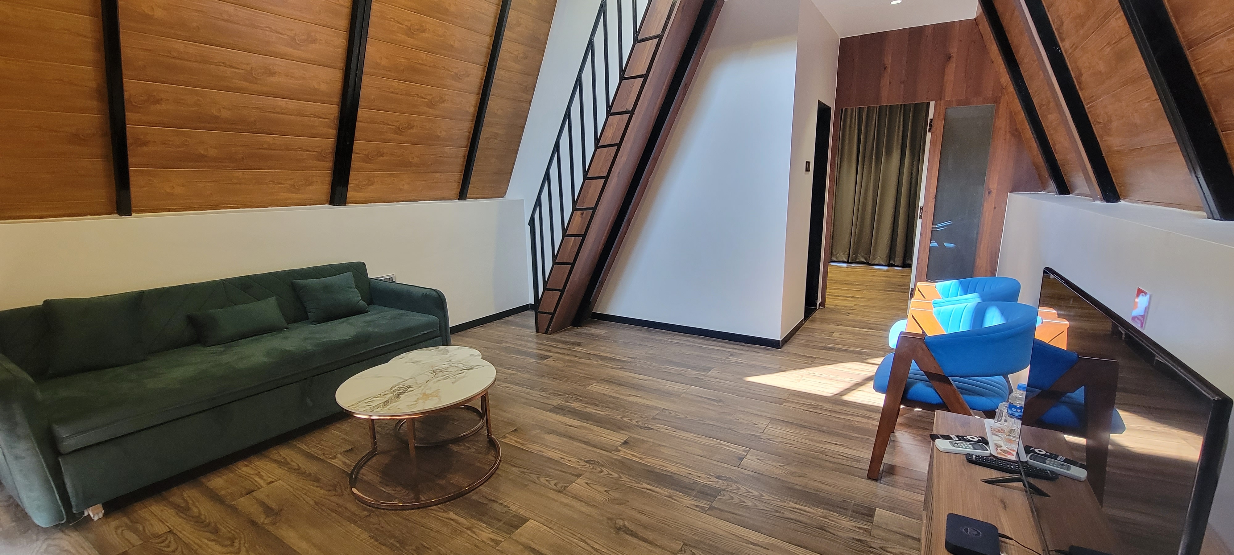 Evo Farmstay - Tap to explore photos