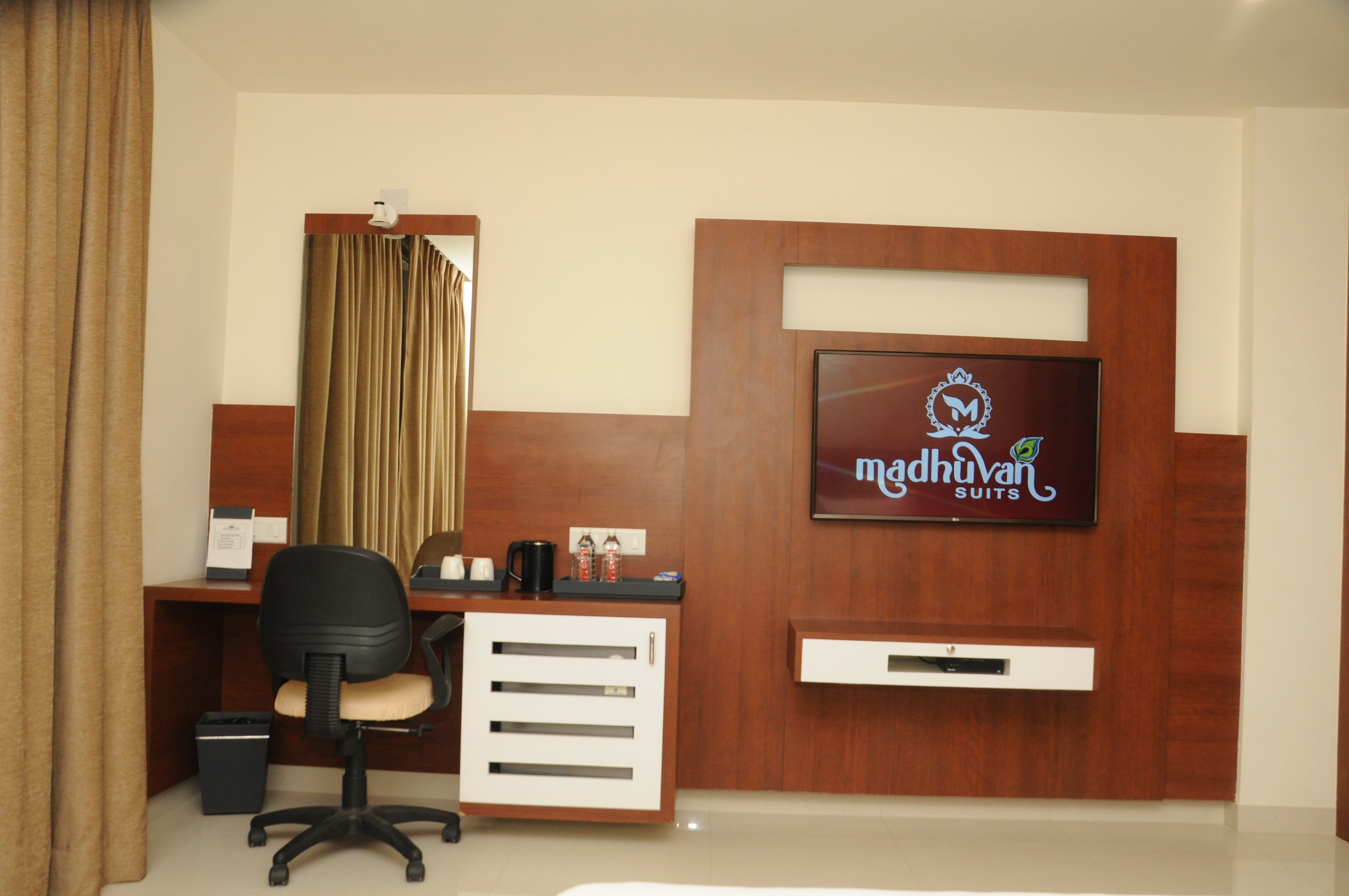 Daksh The Madhuvan Suites Dwarka - Tap to explore photos