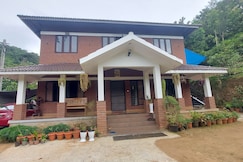 Blue Hills View - Serviced Villa, Guruvayur