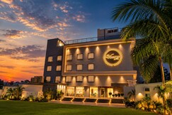 Vaarya Inn, Lucknow