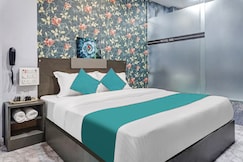 FabHotel Blu Rooms, Surat