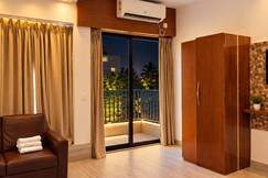 7 SEAS, Digha