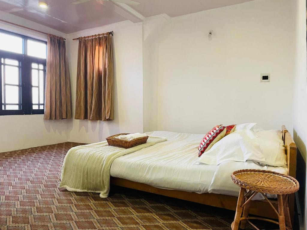 Fully independent 2bhk apartment in the foothill - Tap to explore photos
