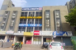 Hotel Civik, Kadi