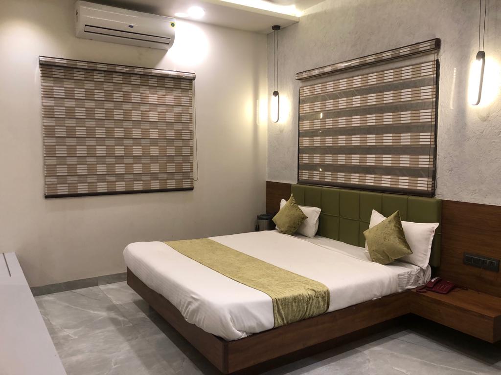 Hotel Abhilasha Inn - Tap to explore photos
