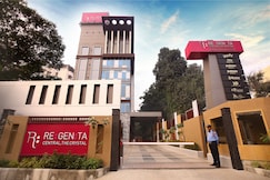 Regenta Central The Crystal Kanpur, Lucknow