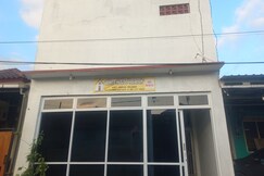 OYO 94771 White House Arafah Syariah, Banyumas